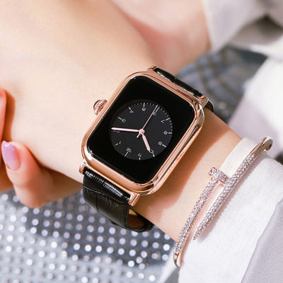 Τετραγωνικός χαλαζίας Wristwatch Wearproof Antiscratch 64g γυναικών μορφής