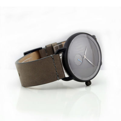 Στρατιωτικός πίνακας Wristwatch ζωνών αθλητικού δέρματος χαλαζία ανοξείδωτου πολυτέλειας μόδας ατόμων